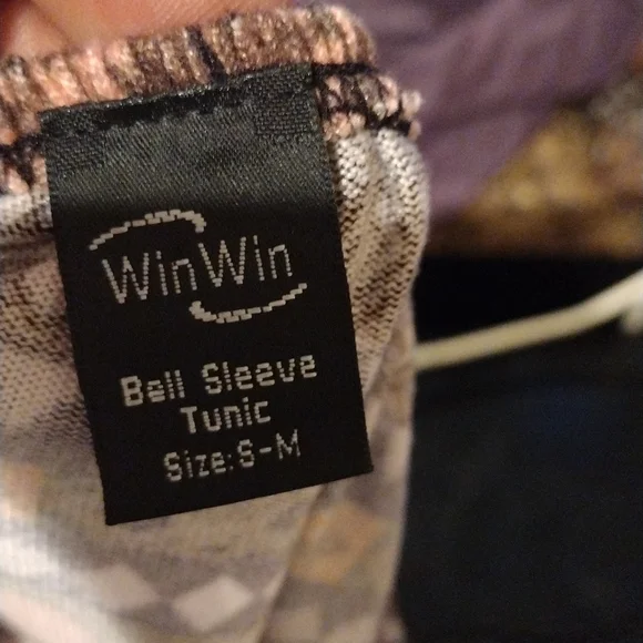 WINWIN TRIBAL TUNIC TOP SZ S-M - Picture 4 of 5